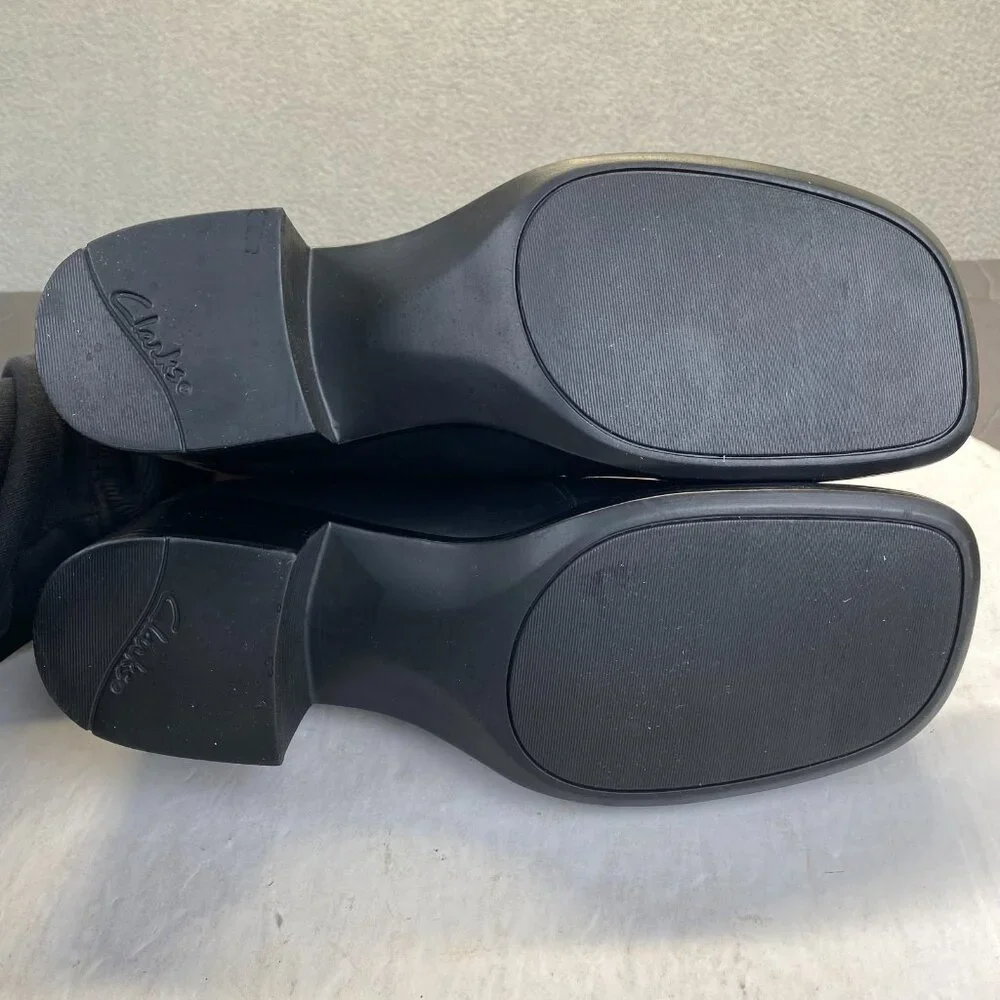 Clarks 30099‎ Black Leather Ankle Boots Heel Womans Size 9 M
